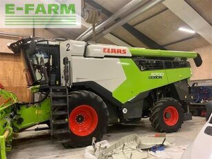 Claas lexion 8700 4-wd 穀物収穫機