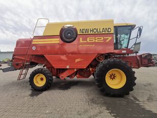 New Holland L627 穀物収穫機