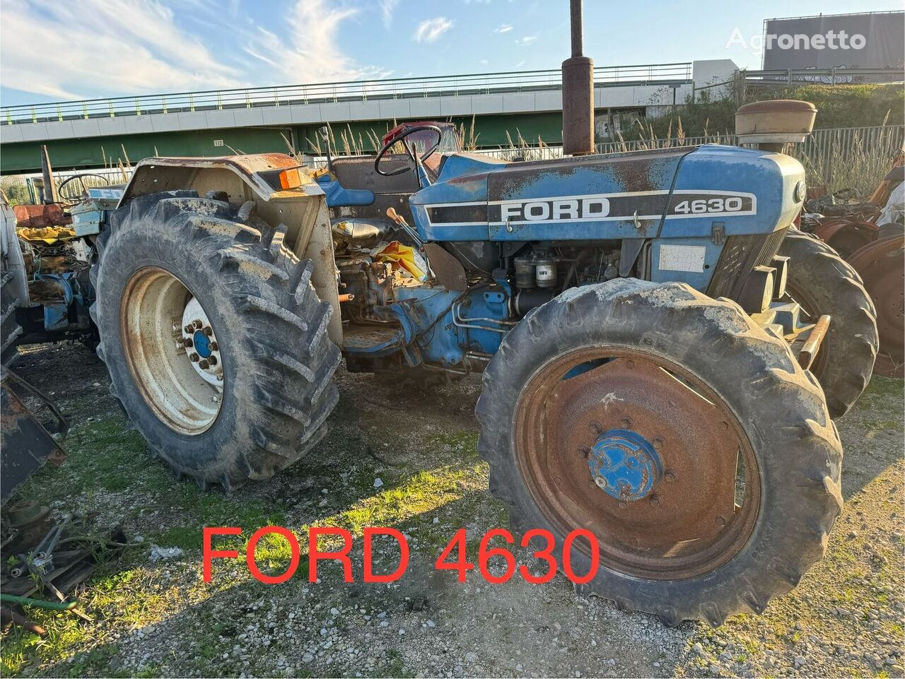 Ford 4630 ホイールトラクター